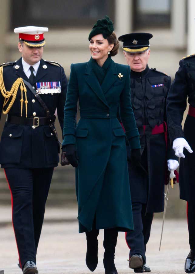 Decorated Solider Bakker Kate Middleton as Prince William stays at home