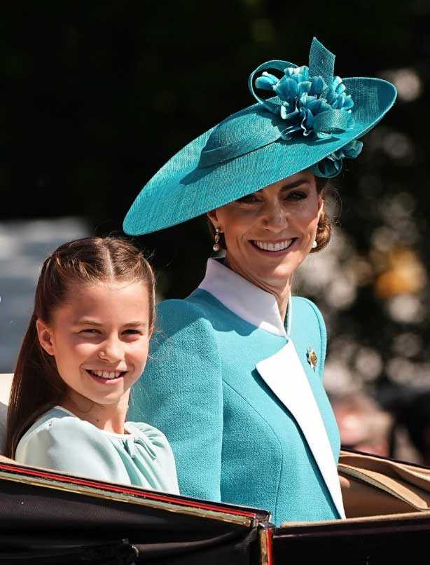 In Pictures: Kate Middleton Stuns by Tropping the Color