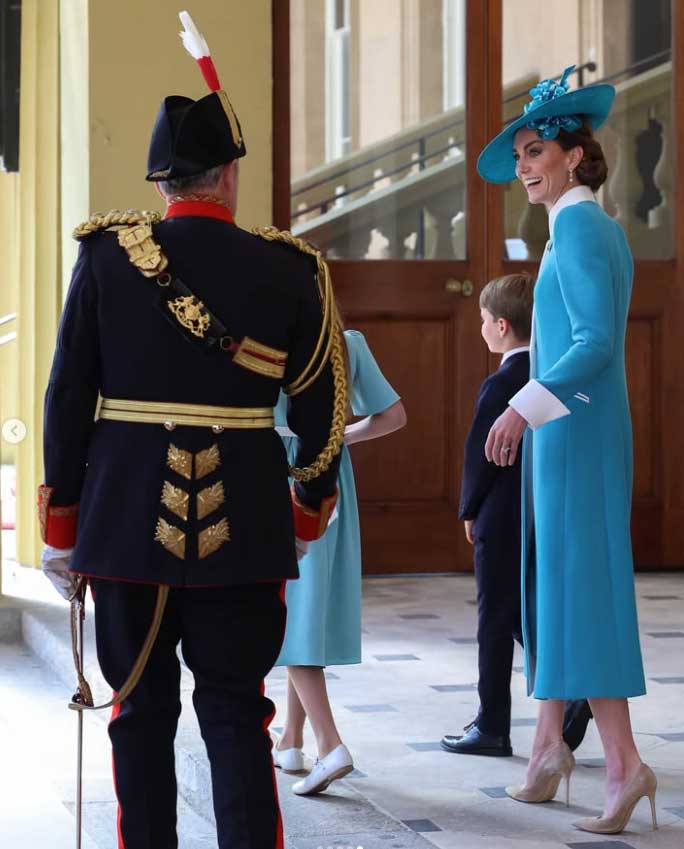 In Pictures: Kate Middleton Stuns by Tropping the Color