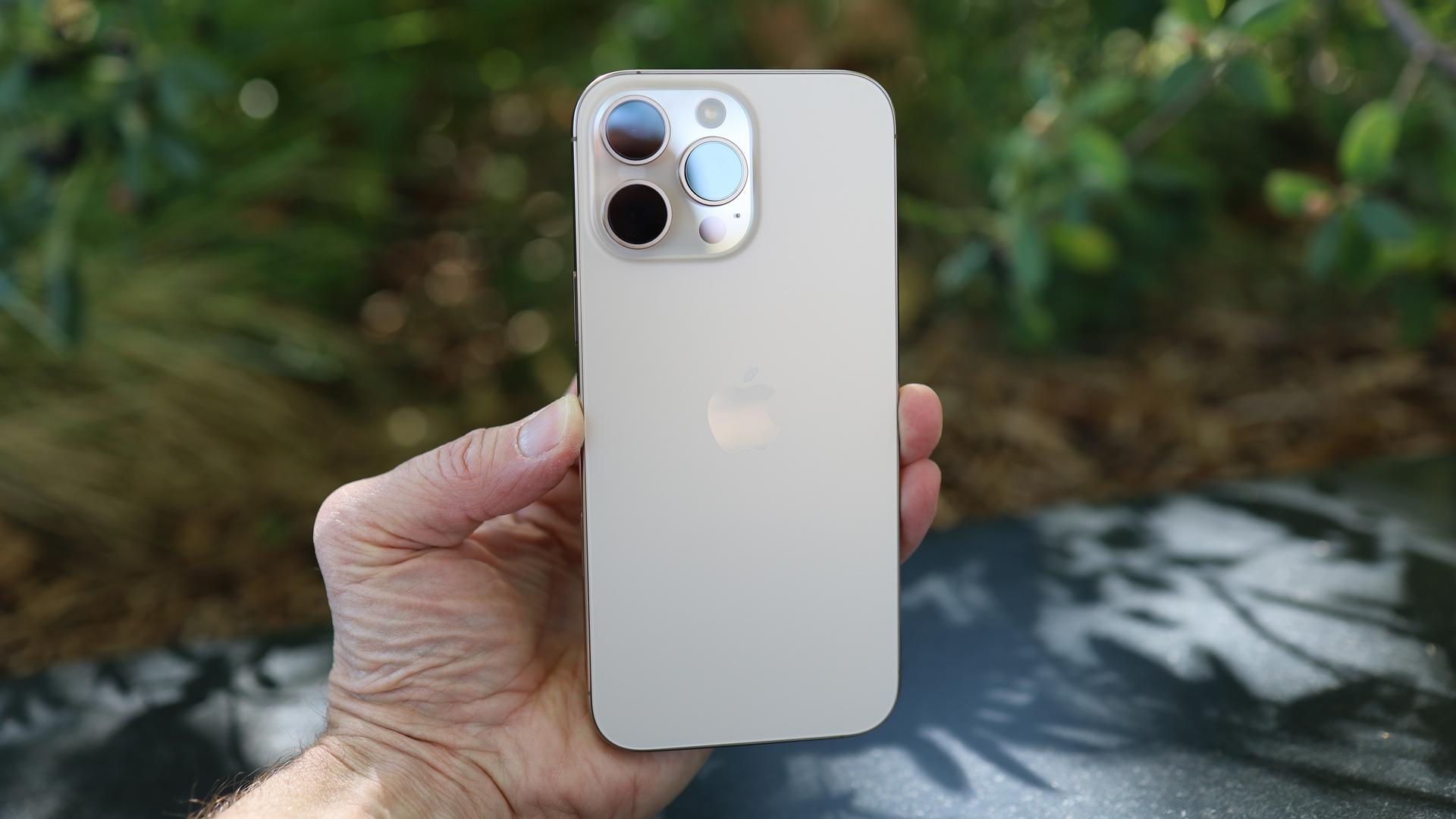 Apple iPhone 16 Pro Max Review