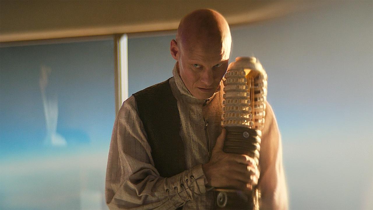 Magnifico Giganticus that saves his musical instrument in Foundation season 3 section 10