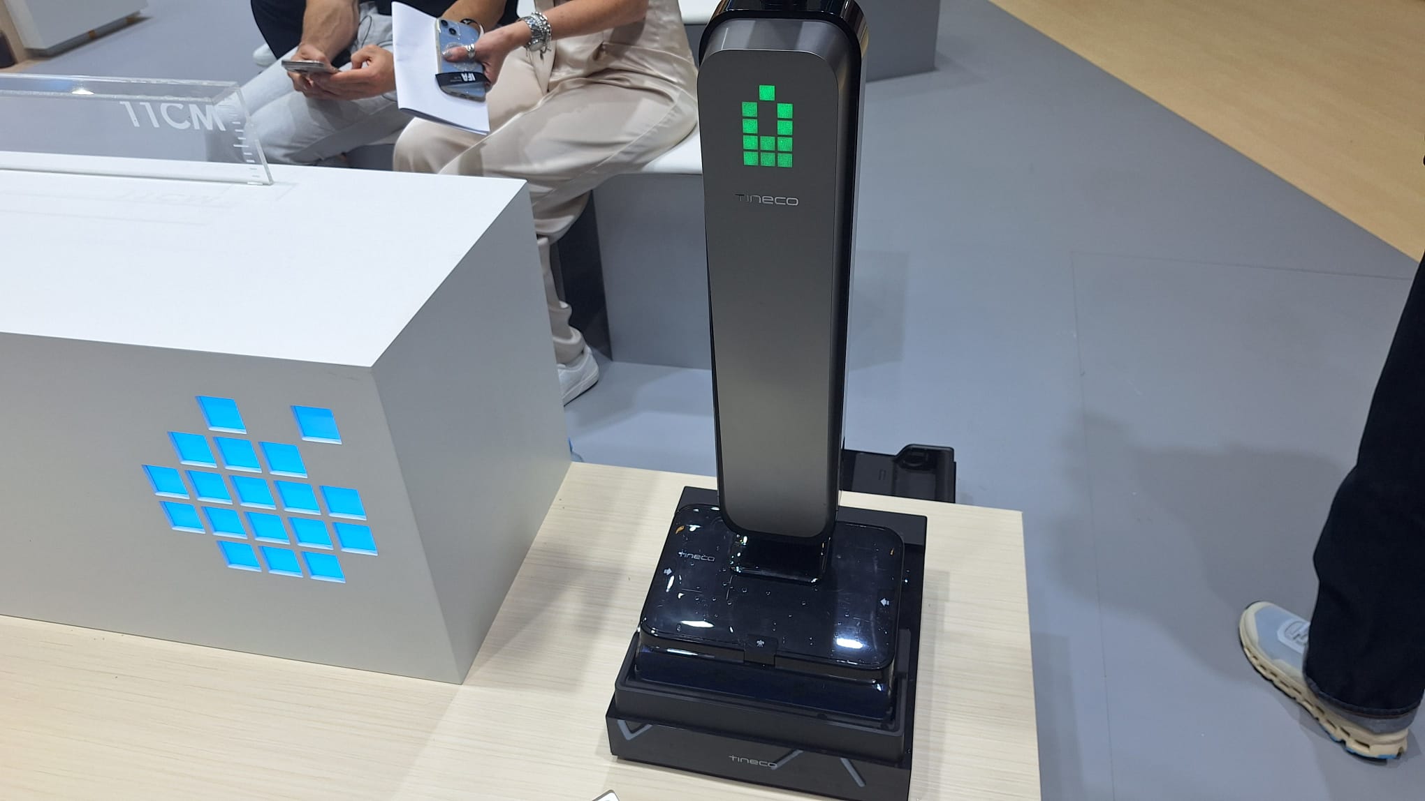 Tineco floor an S9 scientist wet-and-dry vacuum