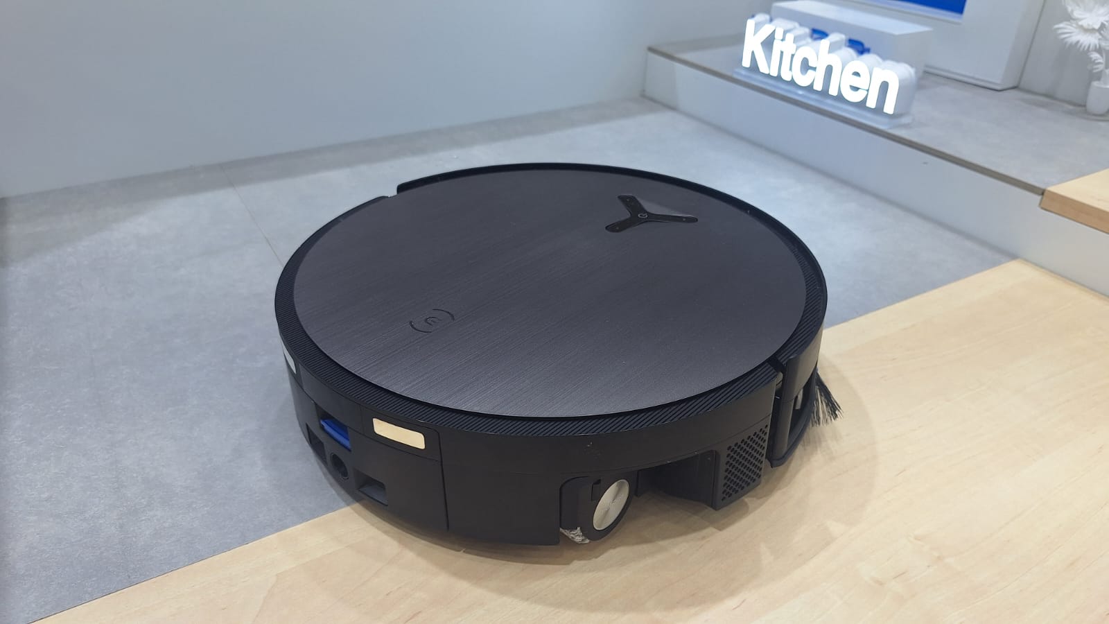 Deebot X11 Omnicyclone Robot Vacuum