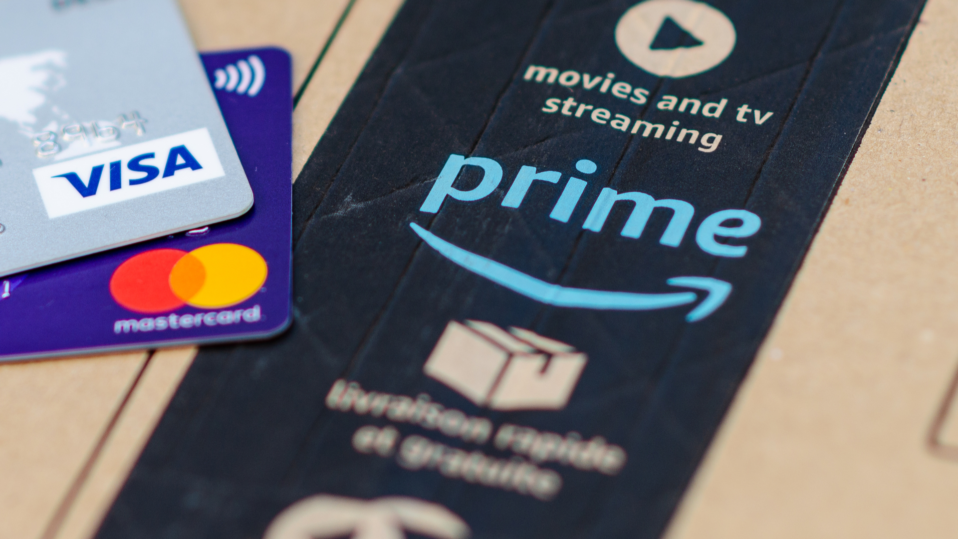 Amazon Prime -Pack with two credit cards on top