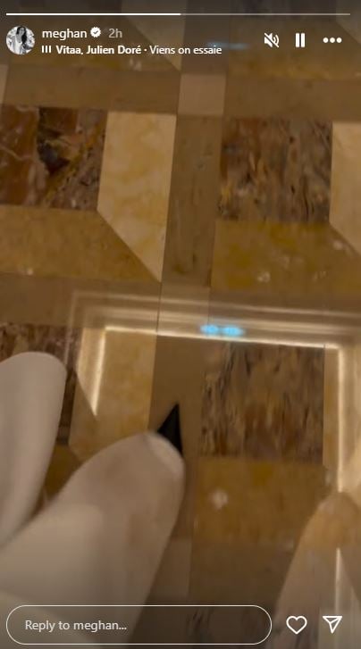 Meghan Markle brings Mode A-Games when she arrives at Paris Fashion Week