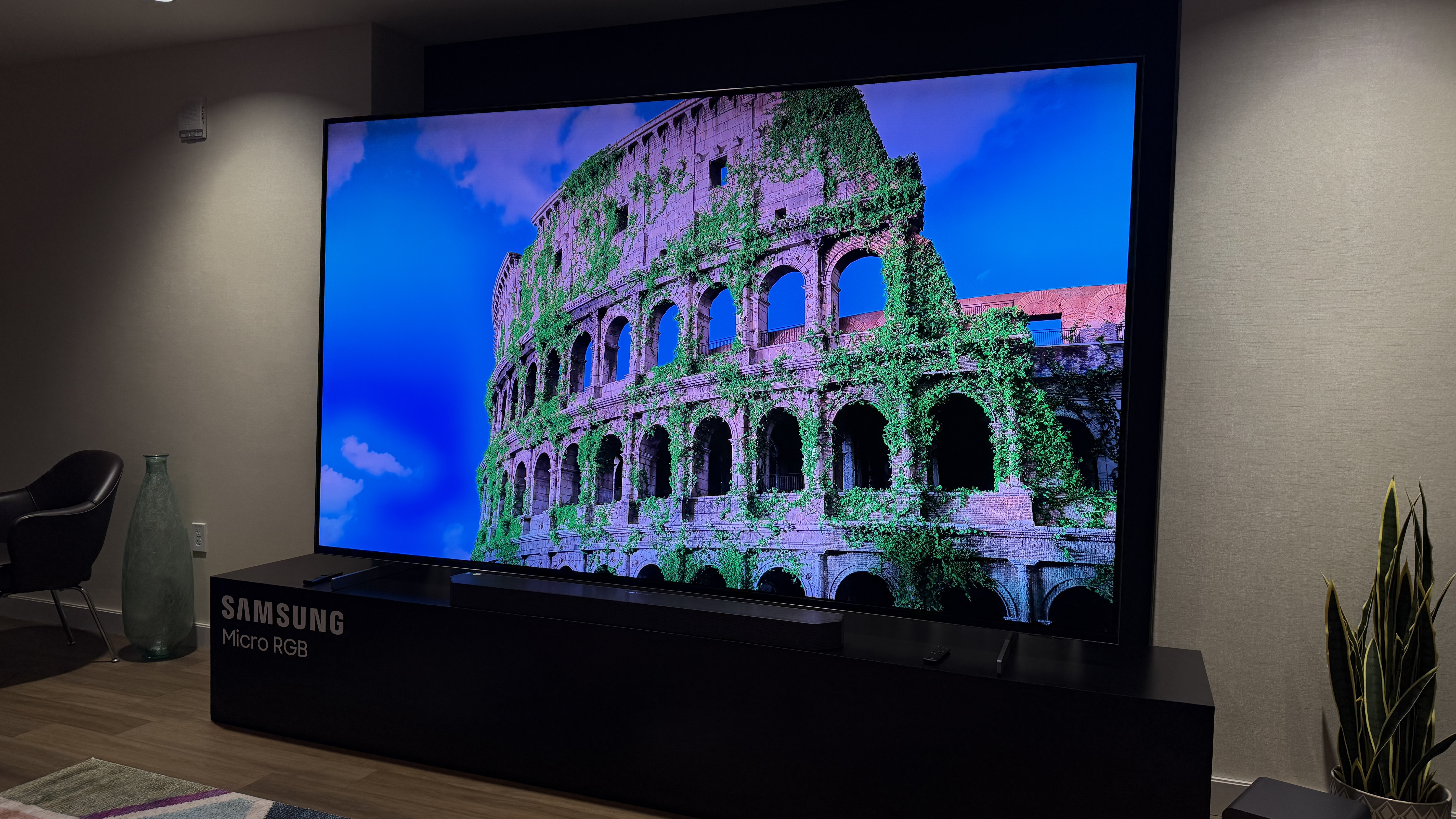 Samsung 115-inch micro-RGB TV first look