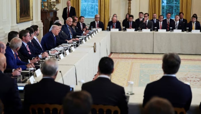 U.S. President Donald Trump, Vice President JD Vance and Secretary of State Marco Rubio attend a meeting with oil industry leaders at the White House in Washington, DC, U.S., January 9, 2026. — Reuters