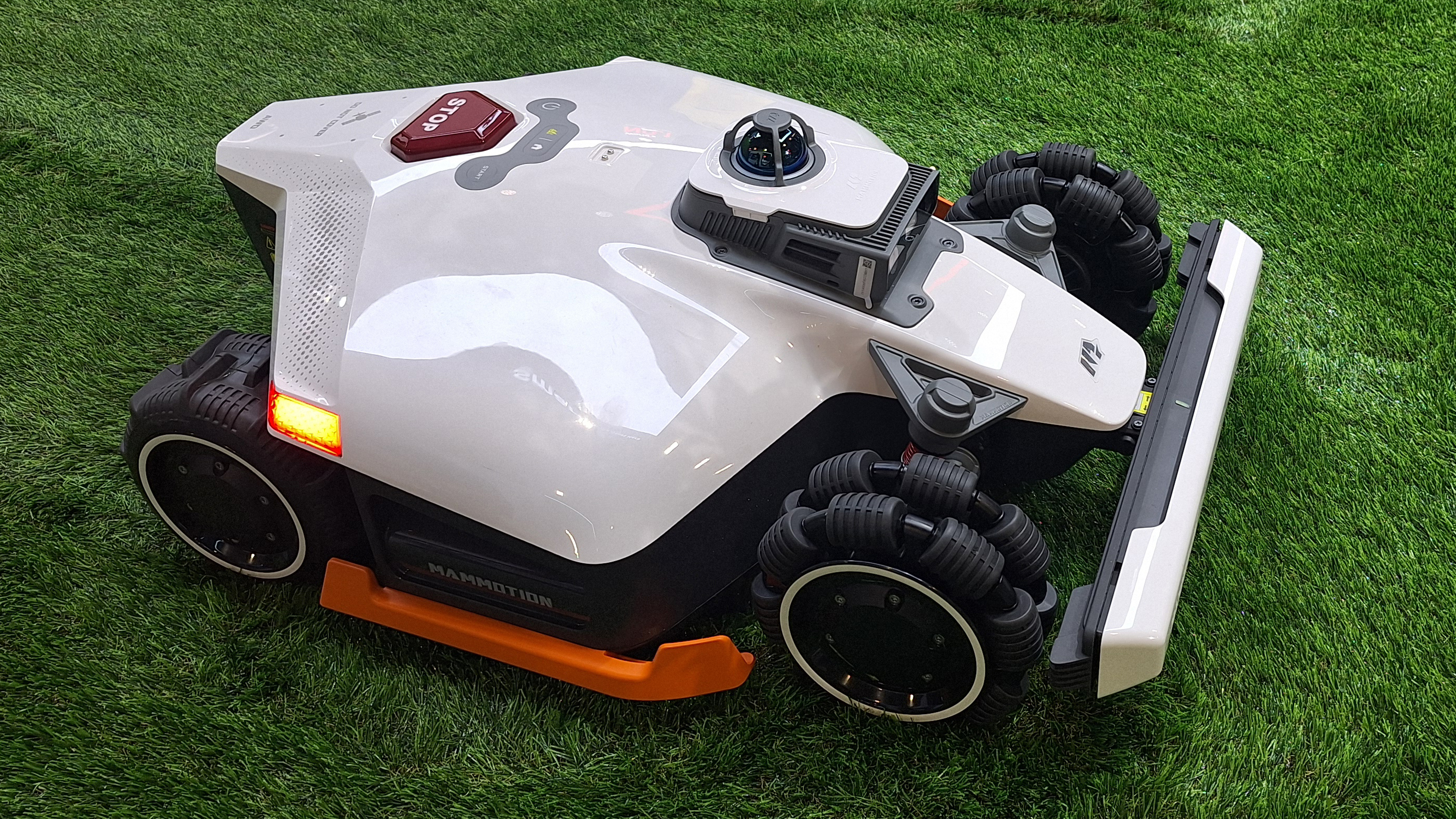 LUBA 3 AWD on astroturf