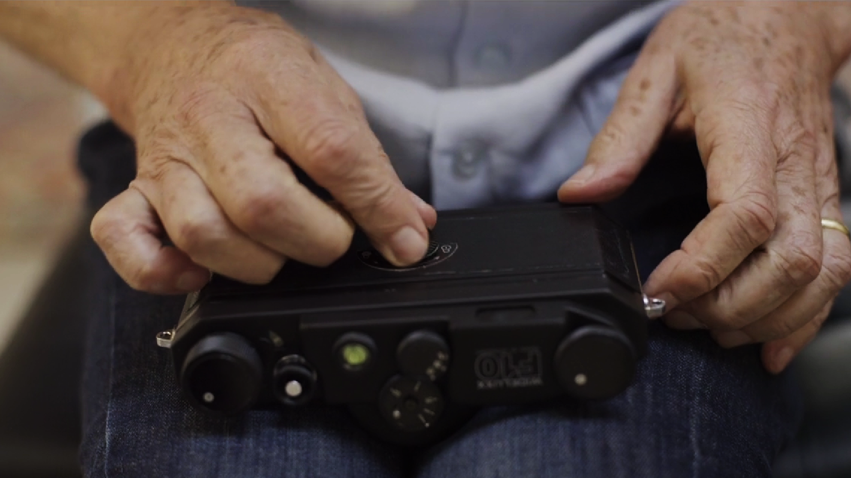 Actor Jeff Bridges opens his WideluxX camera