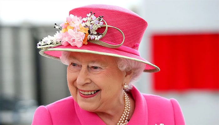 Queen Elizabeth II must be honored