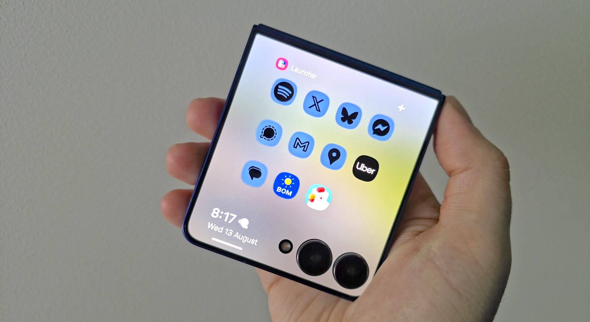 Samsung Galaxy Z Flip 7's cover screen