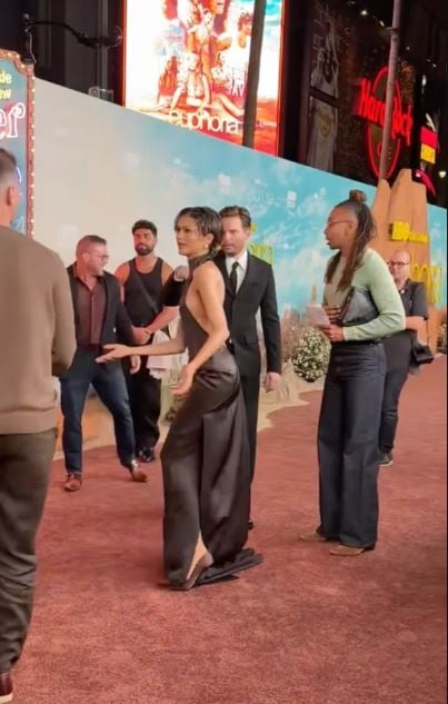 Zendaya Fuels Feud Rumors With Euphoria Director At Season 3 Premiere