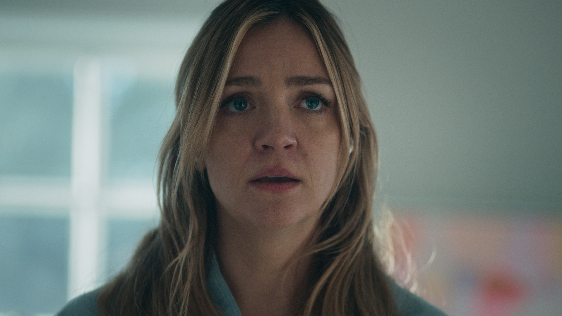 A close-up of Natalie looking worried in The Bear Season 4
