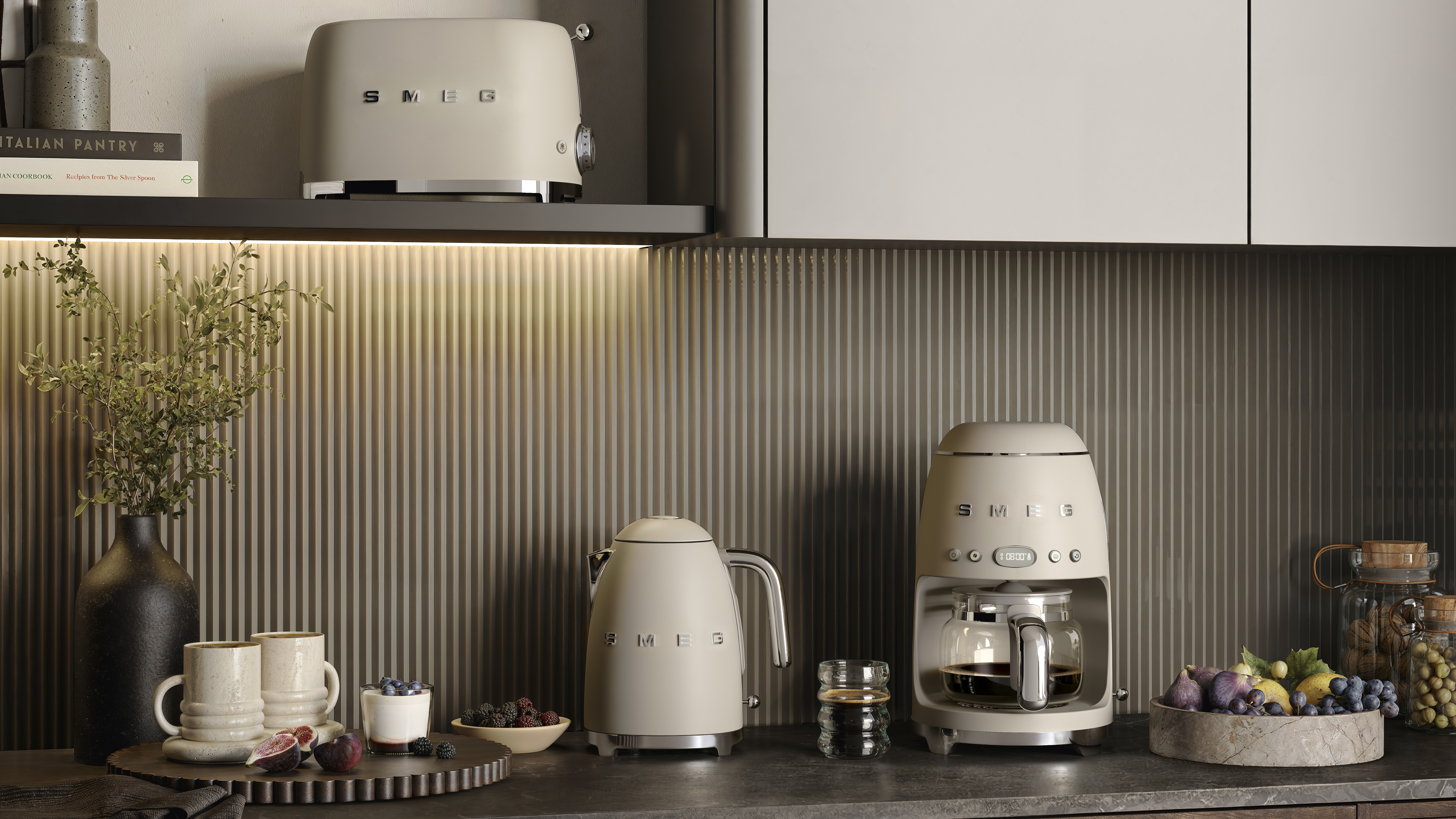 Smeg kitchen appliances in Moonlight in a neutral colored kitchen