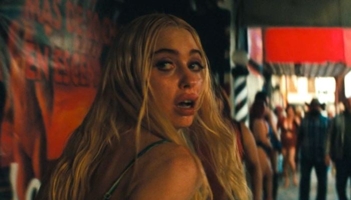 'Euphoria' star Chloe Cherry announces memoir