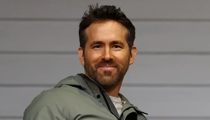 Ryan Reynolds said the impact was so forceful that the driver's car stopped working