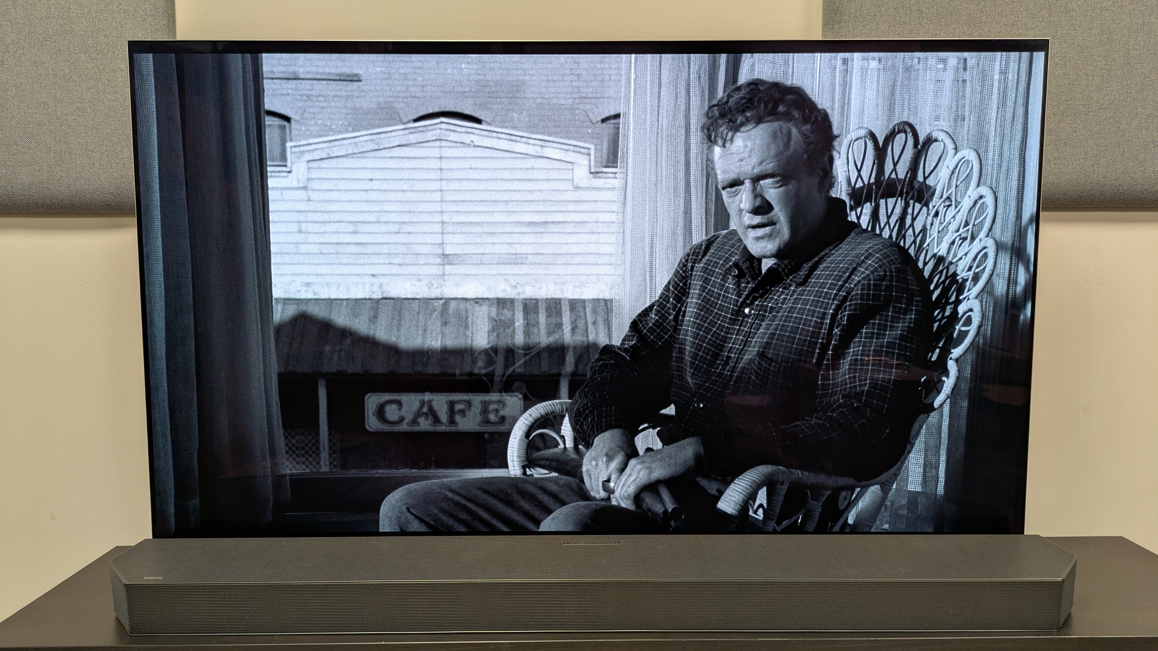 3:10 Two Yuma 4K Blu-ray on LG G5 OLED showing Dan Evans sitting in a chair